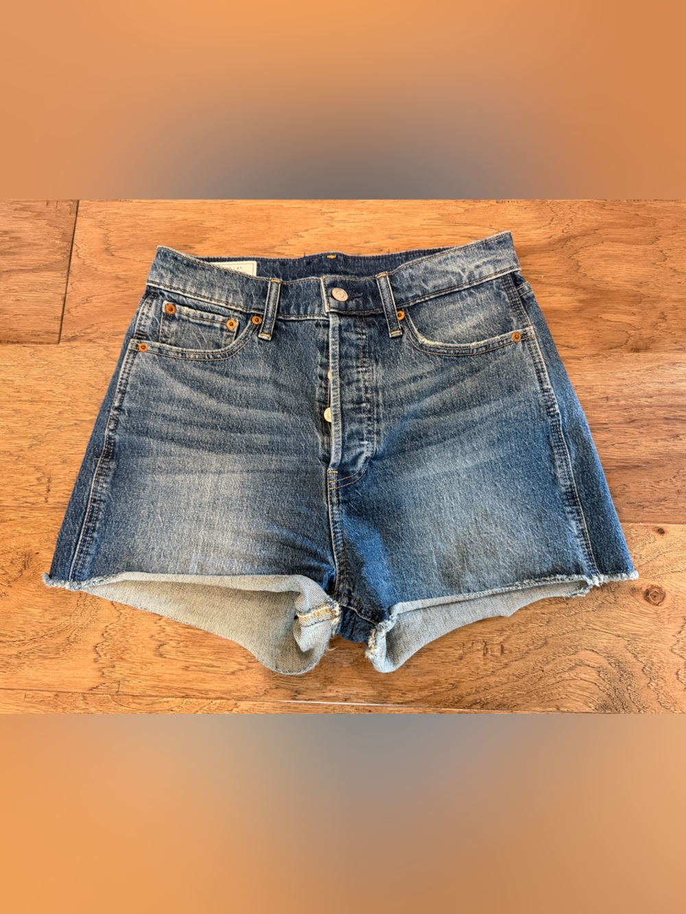 GAP Denim Women’s Shorts size 28 / 6 with 12” rise
